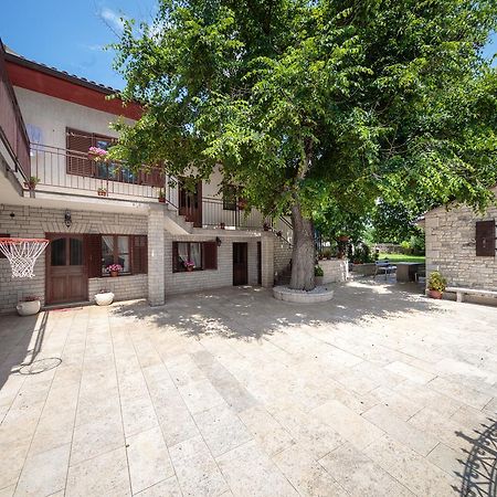Apartments Mirjana 1655 Kanfanar Luaran gambar