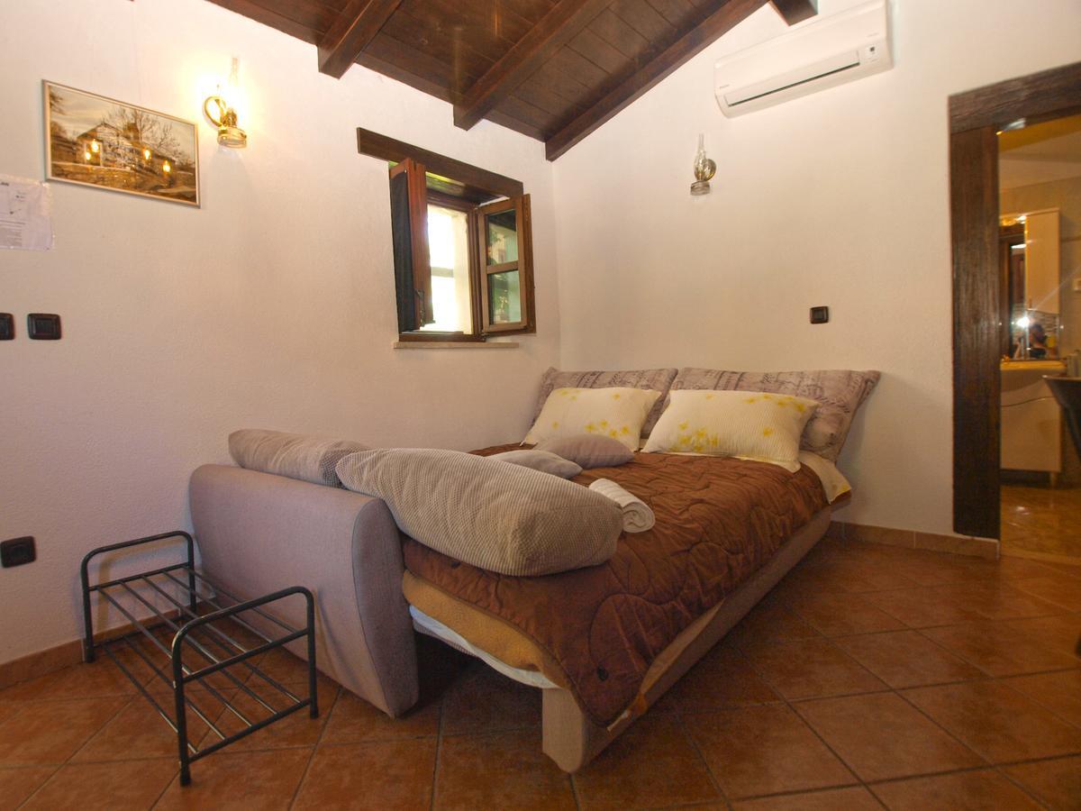 Apartments Mirjana 1655 Kanfanar Luaran gambar