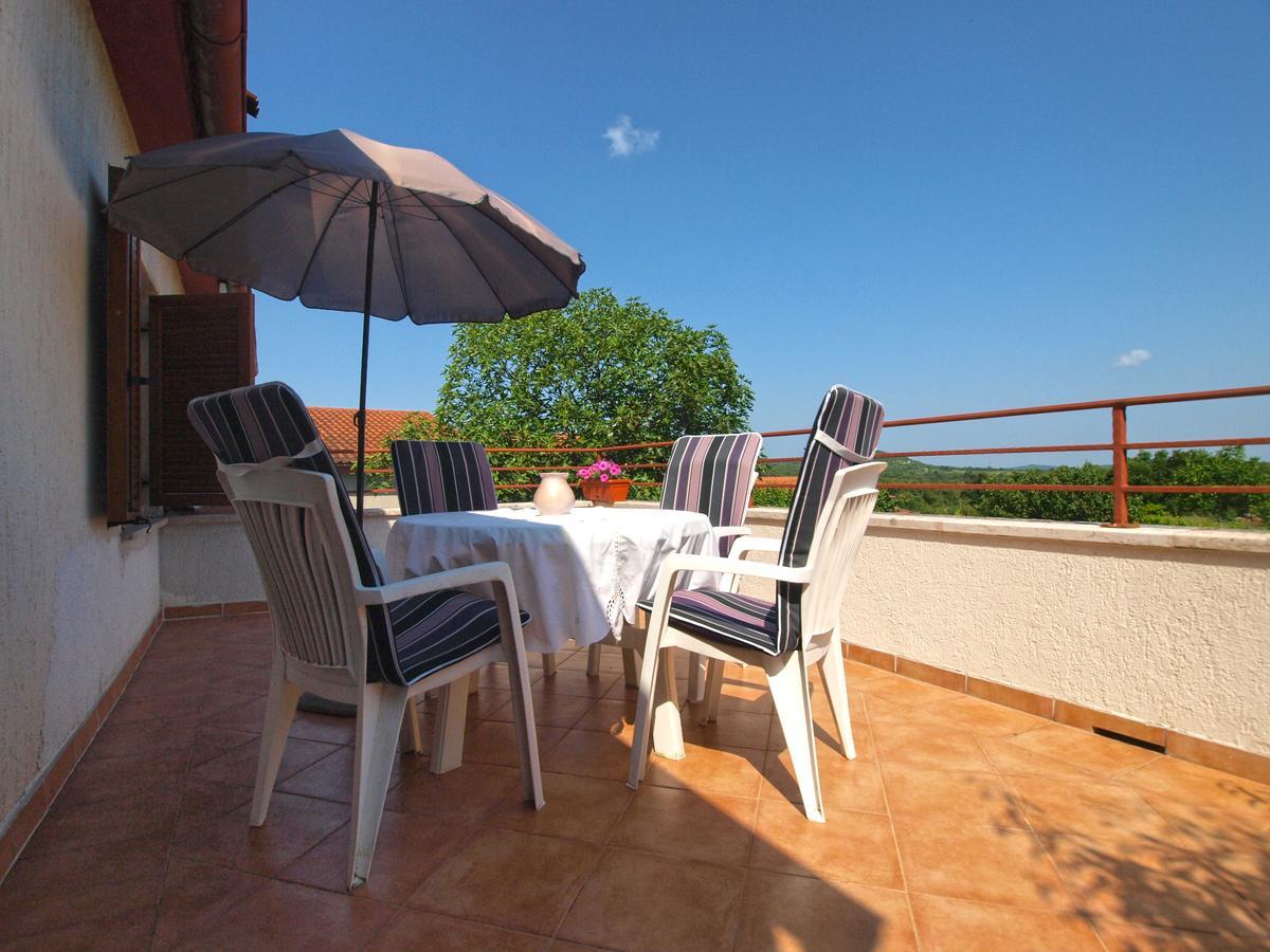 Apartments Mirjana 1655 Kanfanar Luaran gambar